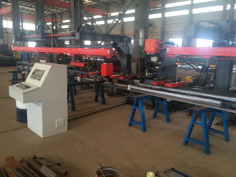 山東拓維機(jī)械制造有限公司,汽車大梁沖,汽車小梁沖,鋼模板沖孔,鋼模板加工設(shè)備,汽車橫梁沖,數(shù)控平板沖孔機(jī),中厚板數(shù)控沖床,數(shù)控沖鉆復(fù)合機(jī),汽車縱梁沖,縱梁自動(dòng)化生產(chǎn)線,中厚板沖割復(fù)合機(jī),平地機(jī)刀片沖鉆生產(chǎn)線 山東拓維機(jī)械制造有限公司,汽車大梁沖,汽車小梁沖,鋼模板沖孔,鋼模板加工設(shè)備,汽車橫梁沖,數(shù)控平板沖孔機(jī),中厚板數(shù)控沖床,數(shù)控沖鉆復(fù)合機(jī),汽車縱梁沖,縱梁自動(dòng)化生產(chǎn)線,中厚板沖割復(fù)合機(jī),平地機(jī)刀片沖鉆生產(chǎn)線